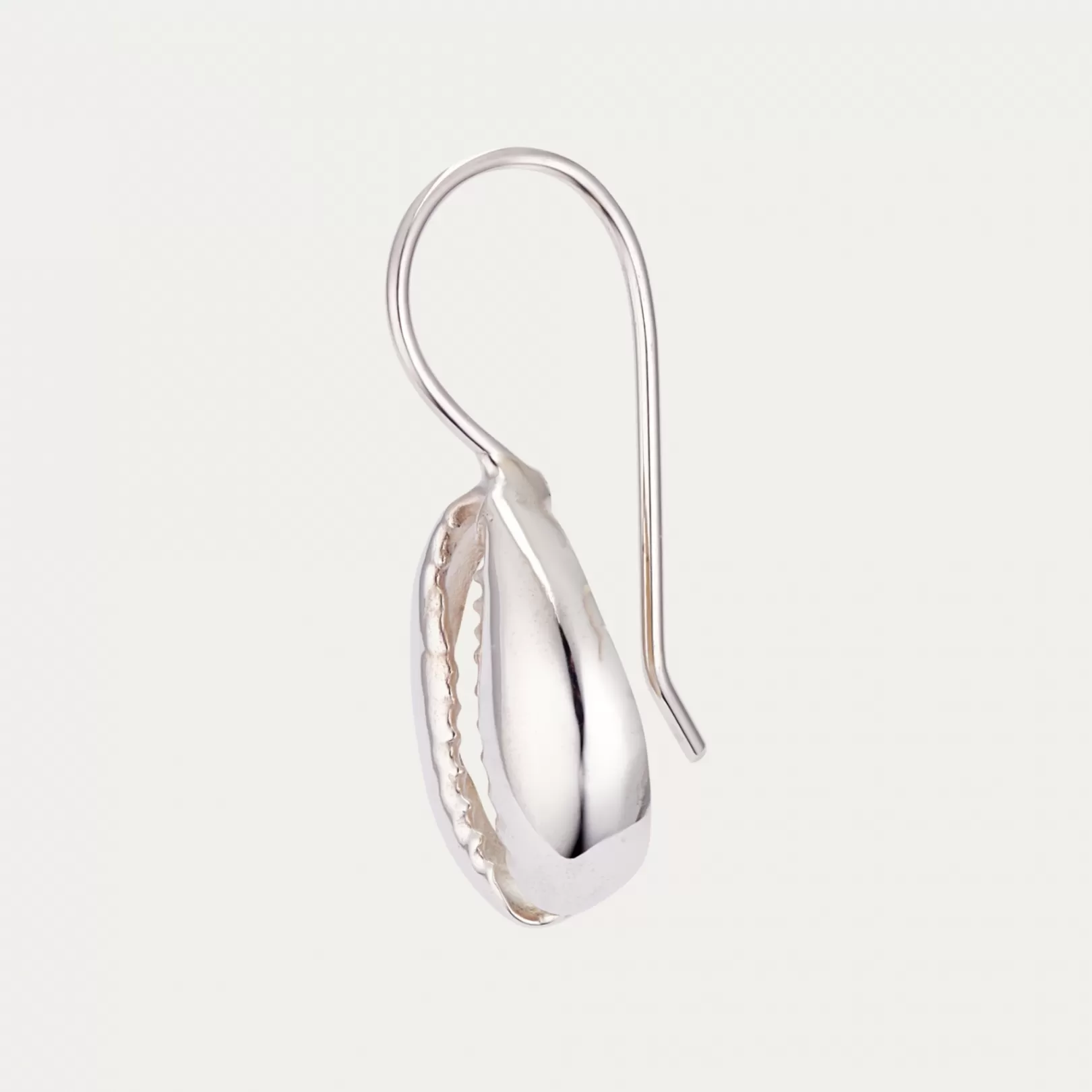 Claris Virot Cleo Earrings-Cleo Earrings Silvery Shell